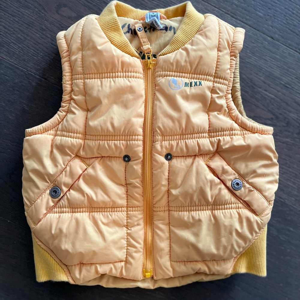 Mexx soft yellow kids vest 24M EUC